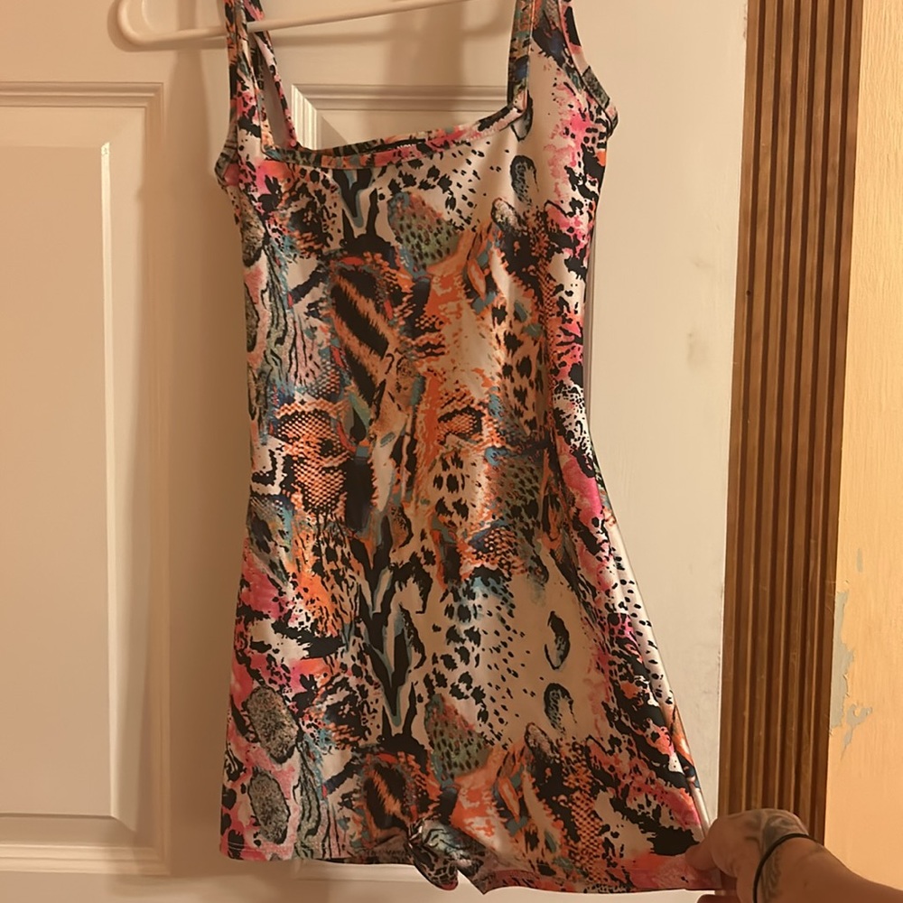 Romper - Picture 3 of 5